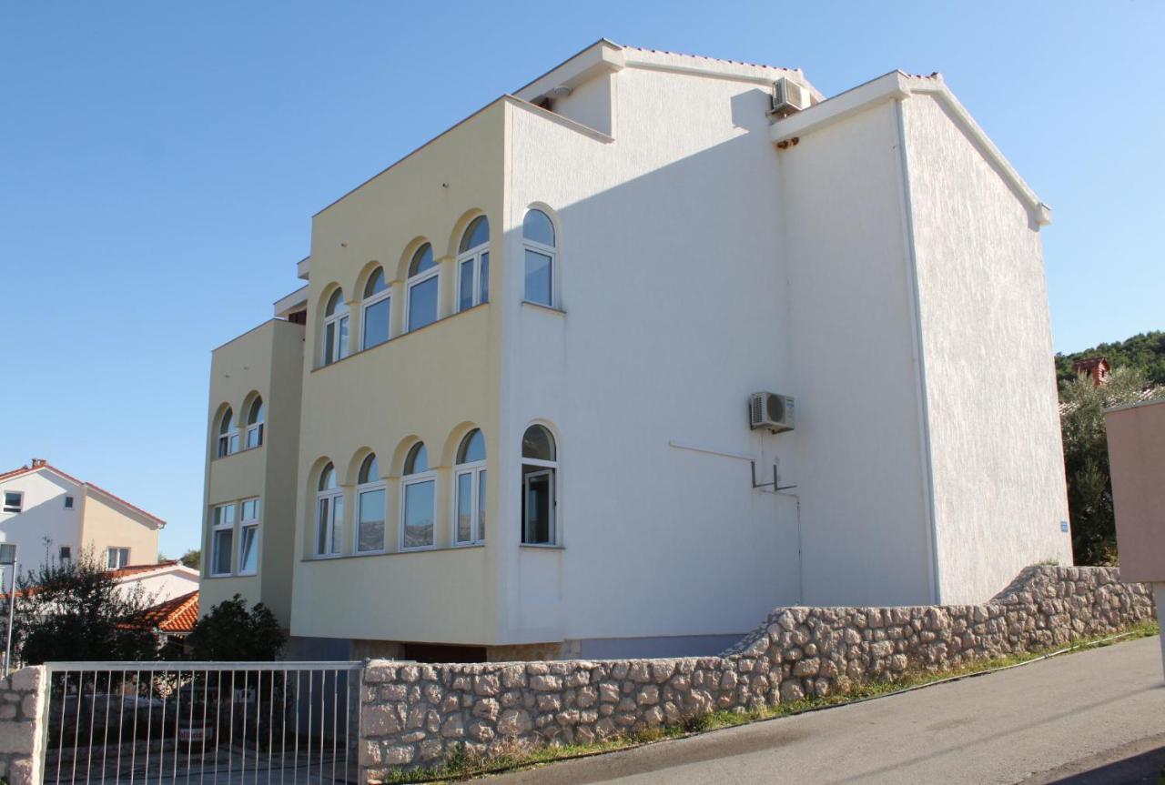 Apartments By The Sea Vinjerac, Zadar - 5811 ภายนอก รูปภาพ